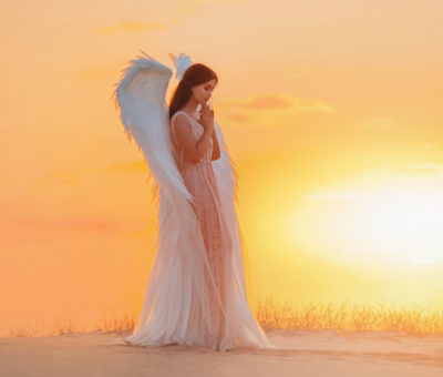 Az Isteni Védelem angyala vigyáz ránk